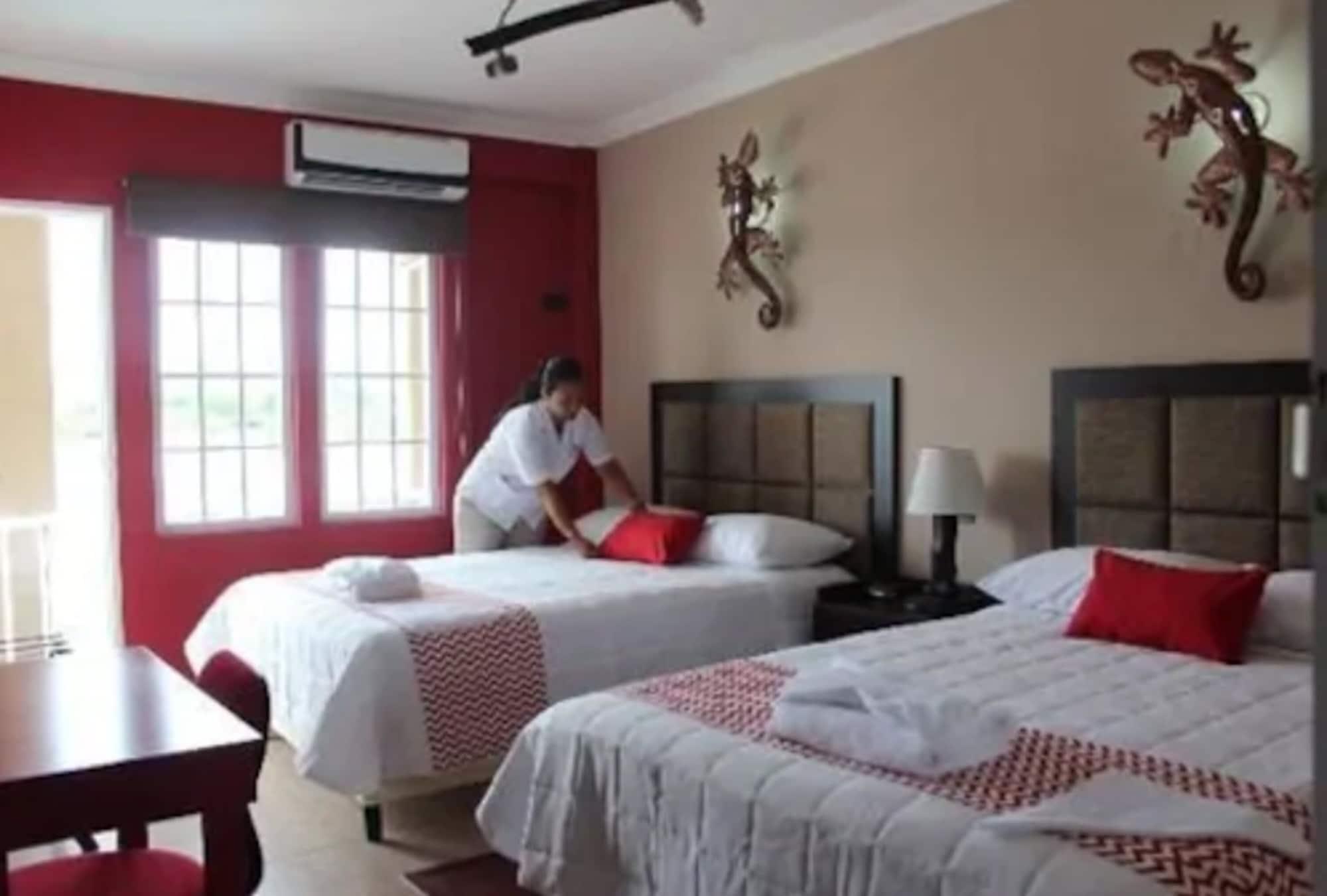 Ramada Tikal Isla De Flores Hotel Екстер'єр фото