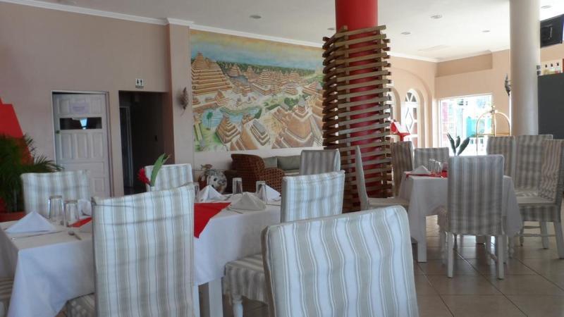 Ramada Tikal Isla De Flores Hotel Екстер'єр фото
