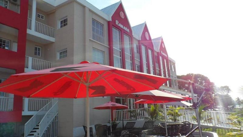 Ramada Tikal Isla De Flores Hotel Екстер'єр фото